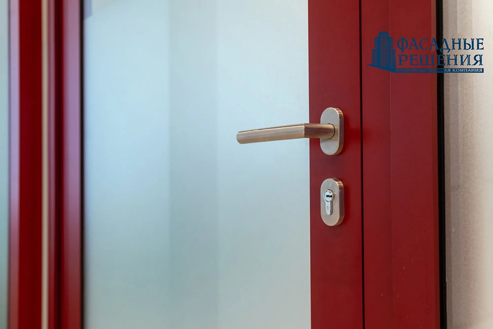 Распашные двери